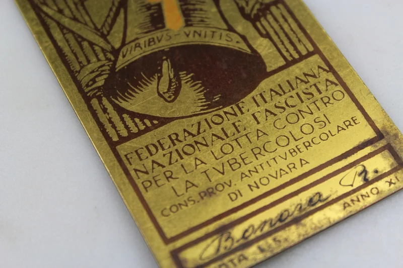 Plakette "Tag der zwei Kreuze" - Novara