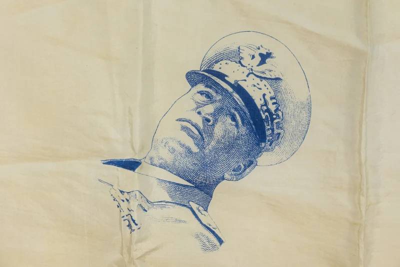 Benito Mussolini Seidenschal