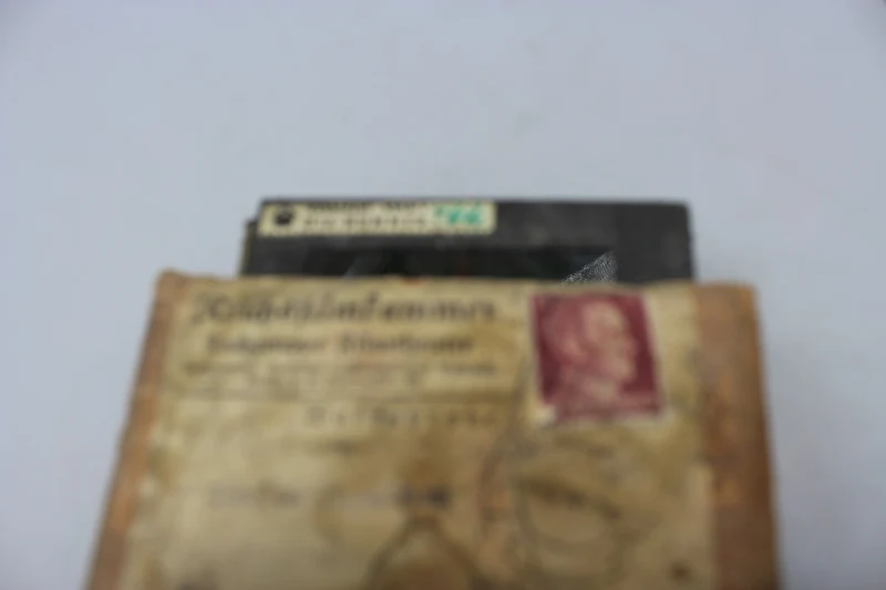 Postpaket mit 5 fotografischen Typenschildern