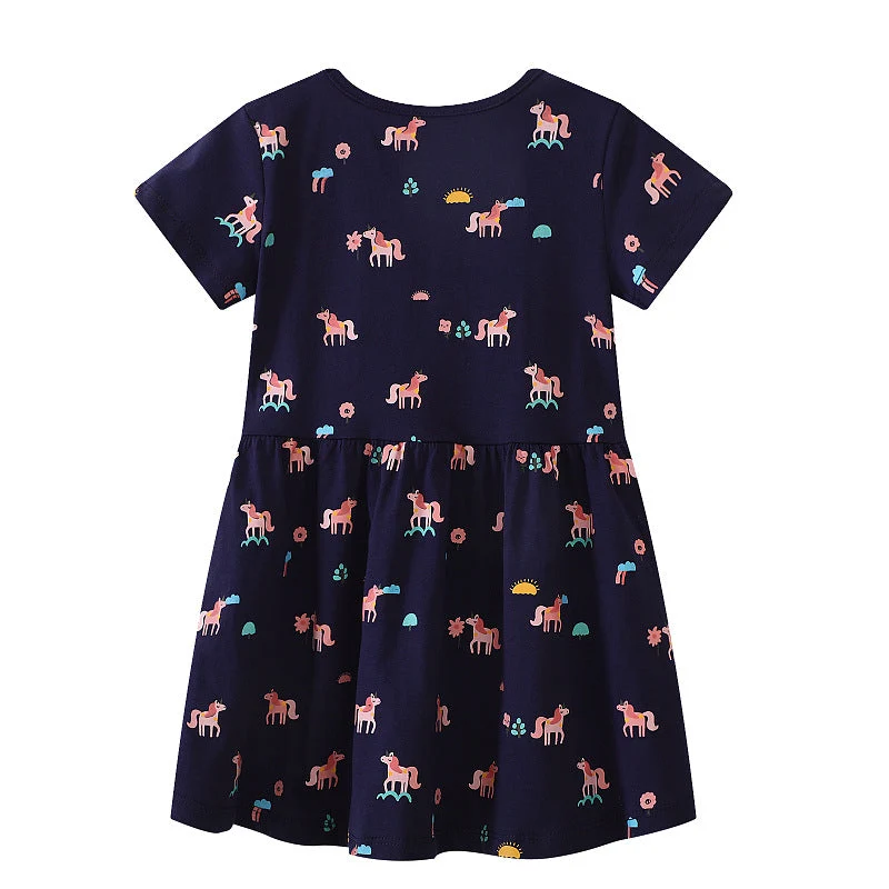 Mädchen Kurzarm Kleid mit verspieltem Einhorn-Motiv Drune