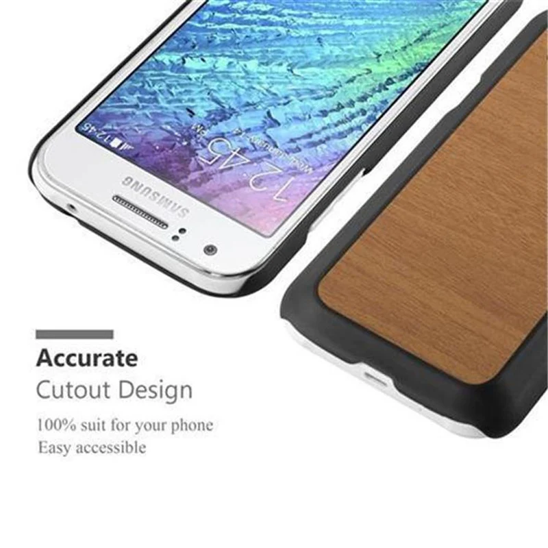 Cadorabo Hülle kompatibel mit Samsung Galaxy J1 2015 Hard Case Schutzhülle in Holz Optik gegen Kratzer und Stöße