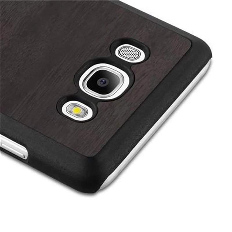 Cadorabo Hülle kompatibel mit Samsung Galaxy J5 2016 Hard Case Schutzhülle in Holz Optik gegen Kratzer und Stöße
