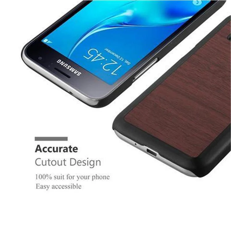 Cadorabo Hülle kompatibel mit Samsung Galaxy J1 2016 Hard Case Schutzhülle in Holz Optik gegen Kratzer und Stöße