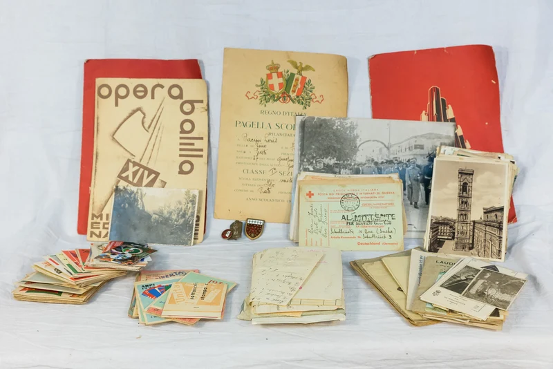 Papierblock einer Familie aus dem 2. Weltkrieg