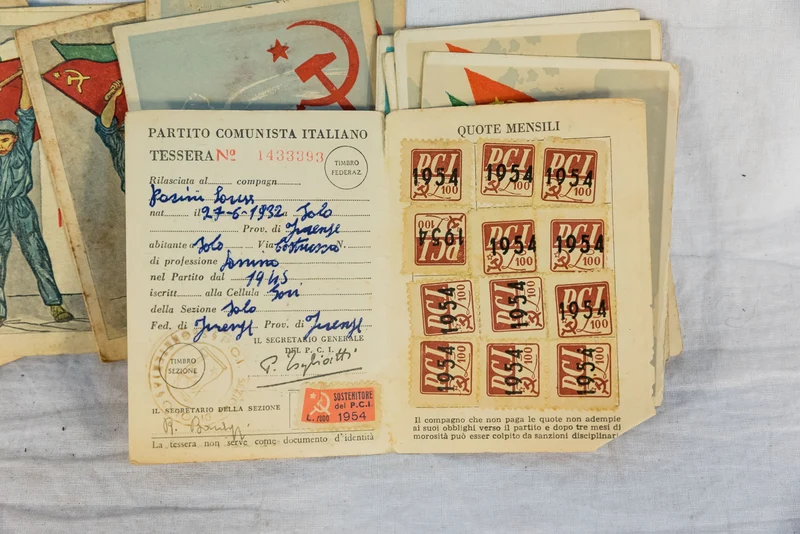 Papierblock einer Familie aus dem 2. Weltkrieg