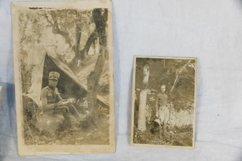 Papierblock einer Familie aus dem 2. Weltkrieg