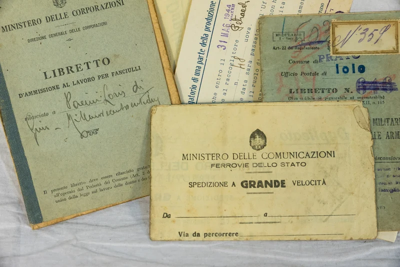 Papierblock einer Familie aus dem 2. Weltkrieg