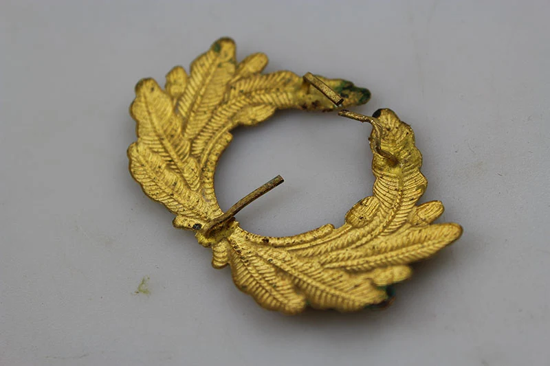 Goldener Kranz für Schirmmütze