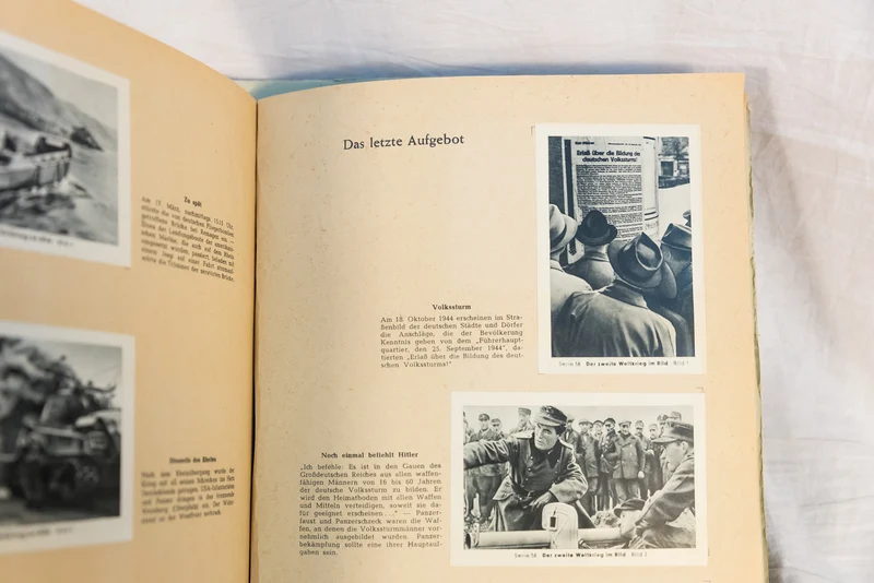 „Der Zweite Weltrieg im Bild“ Zwei Bände. Stickeralbum aus den 60er Jahren