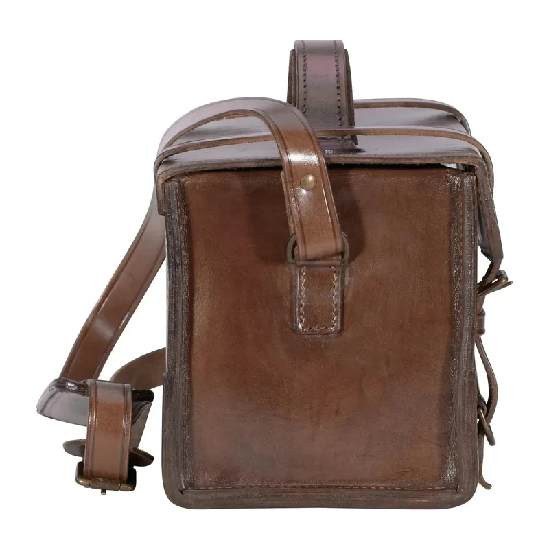 Ledertasche mit Tragegurt