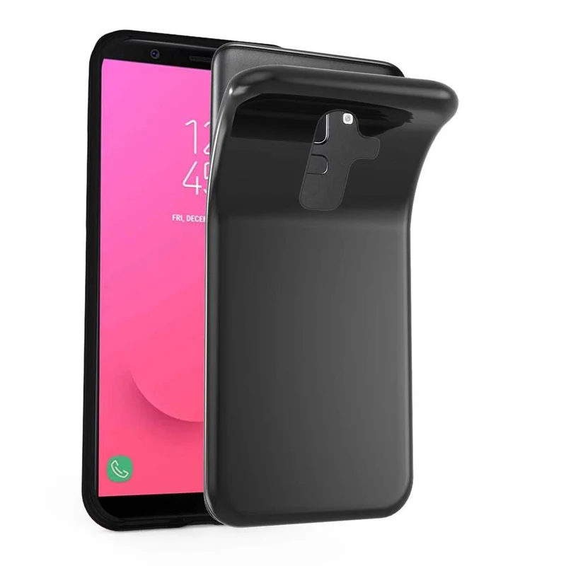 Cadorabo Hülle kompatibel mit Samsung Galaxy J8 2018 Schutzhülle aus flexiblem TPU Silikon