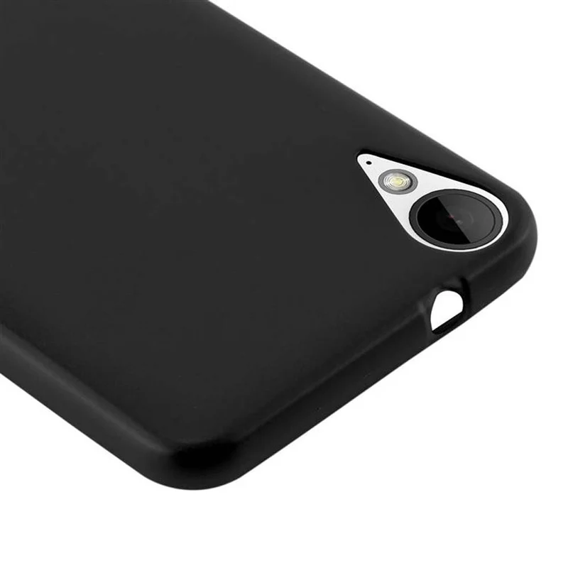 Cadorabo Hülle kompatibel mit HTC Desire 10 LIFESTYLE / Desire 825 Schutzhülle aus flexiblem TPU Silikon