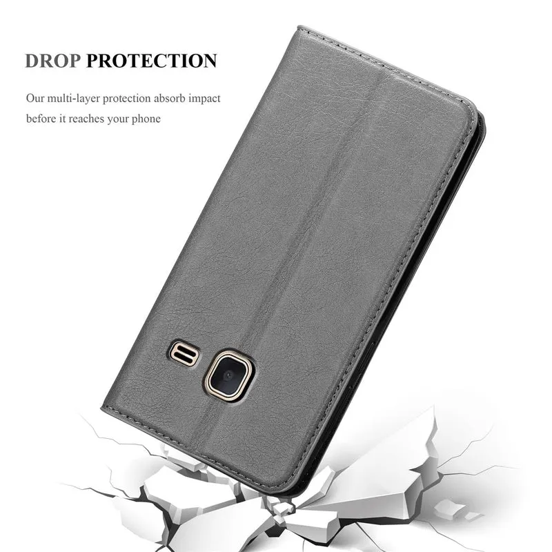 Cadorabo Hülle kompatibel mit Samsung Galaxy J1 MINI Schutzhülle mit Magnetverschluss, Standfunktion und Kartenfach