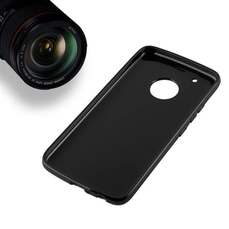 Cadorabo Hülle kompatibel mit Motorola MOTO G5 PLUS Schutzhülle aus flexiblem TPU Silikon