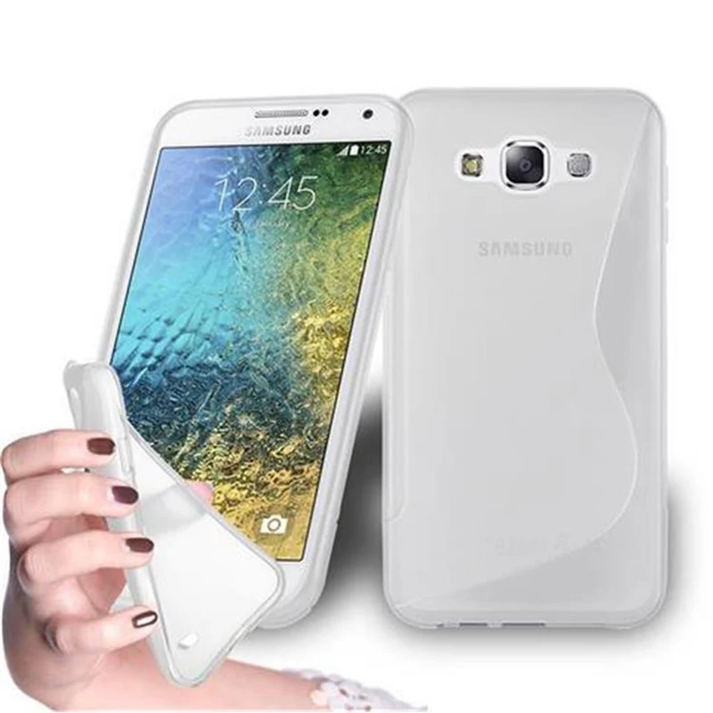 Cadorabo Hülle kompatibel mit Samsung Galaxy E5 Schutzhülle aus flexiblem TPU Silikon