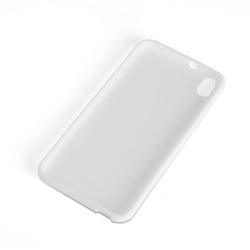 Cadorabo Hülle kompatibel mit HTC Desire 816 Schutzhülle aus flexiblem TPU Silikon