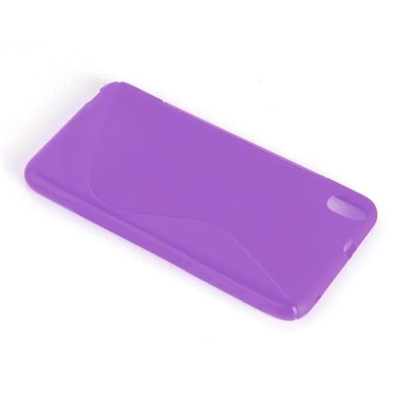 Cadorabo Hülle kompatibel mit HTC Desire 816 Schutzhülle aus flexiblem TPU Silikon