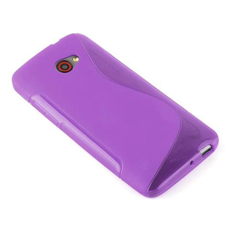 Cadorabo Hülle kompatibel mit HTC BUTTERFLY S Schutzhülle aus flexiblem TPU Silikon