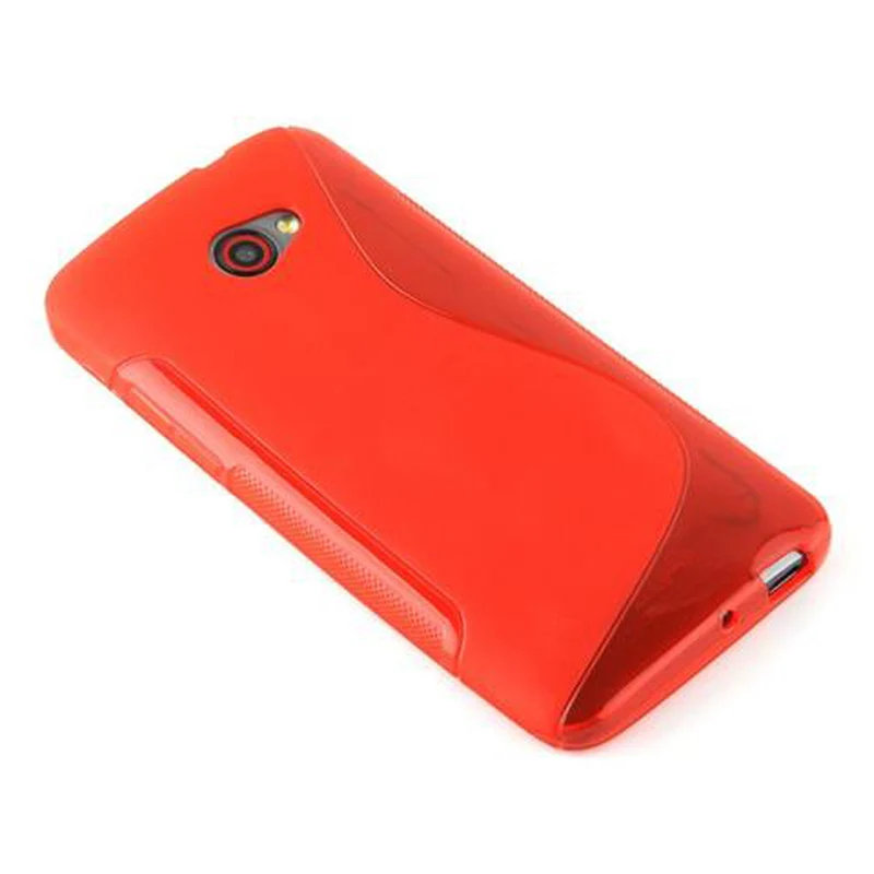 Cadorabo Hülle kompatibel mit HTC BUTTERFLY S Schutzhülle aus flexiblem TPU Silikon