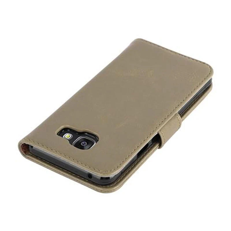 Cadorabo Hülle kompatibel mit Samsung Galaxy A3 2016 Schutzhülle mit Magnetverschluss, Standfunktion und Kartenfach
