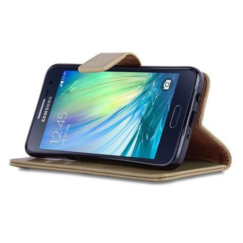 Cadorabo Hülle kompatibel mit Samsung Galaxy A3 2015 Schutzhülle mit Magnetverschluss, Standfunktion und Kartenfach