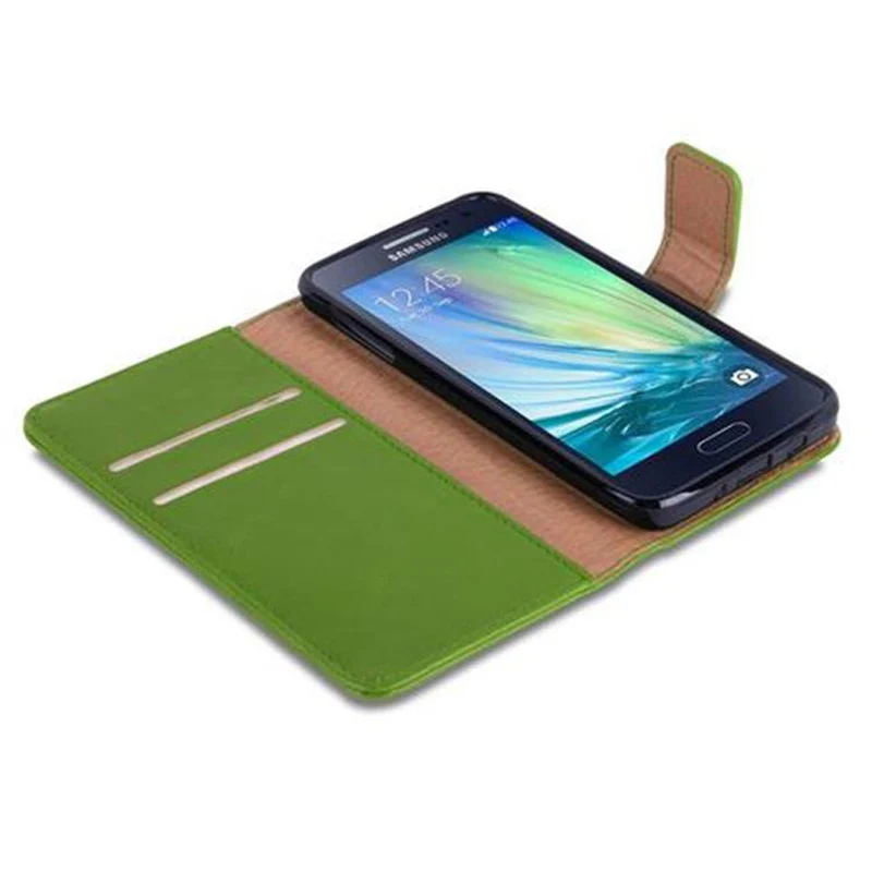 Cadorabo Hülle kompatibel mit Samsung Galaxy A3 2015 Schutzhülle mit Magnetverschluss, Standfunktion und Kartenfach