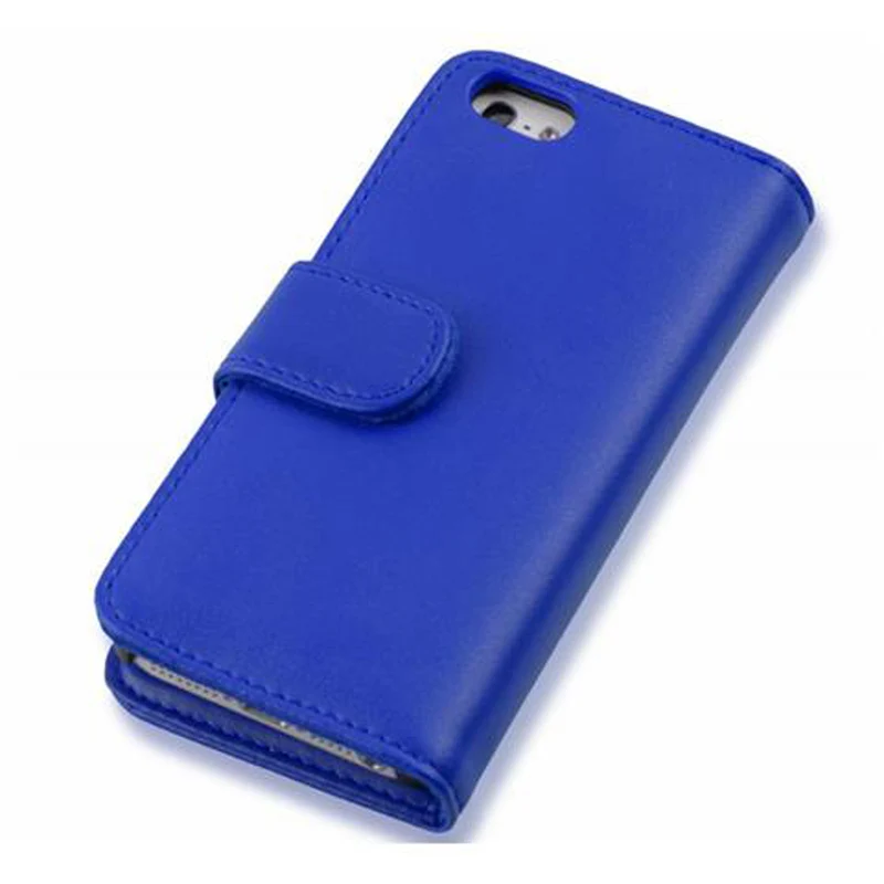 Cadorabo Hülle kompatibel mit Apple iPhone 5C Schutzyhülle aus glattem Kunstleder und Kartenfach