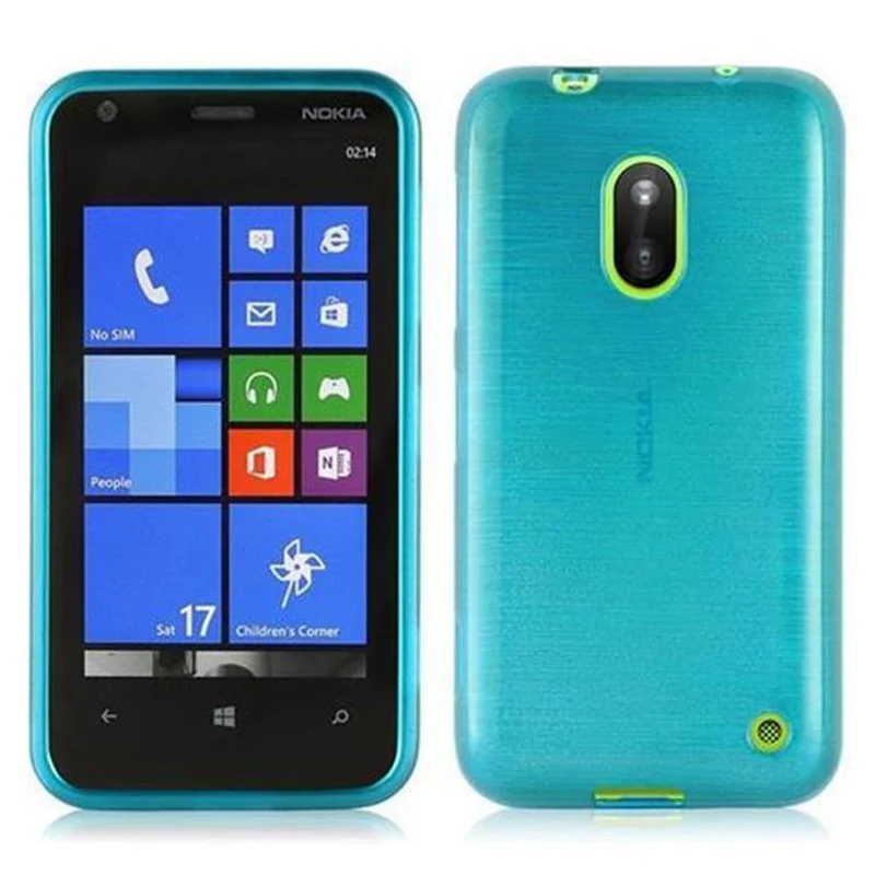 Cadorabo Hülle kompatibel mit Nokia Lumia 620 Schutzhülle aus flexiblem TPU Silikon im Brushed Design