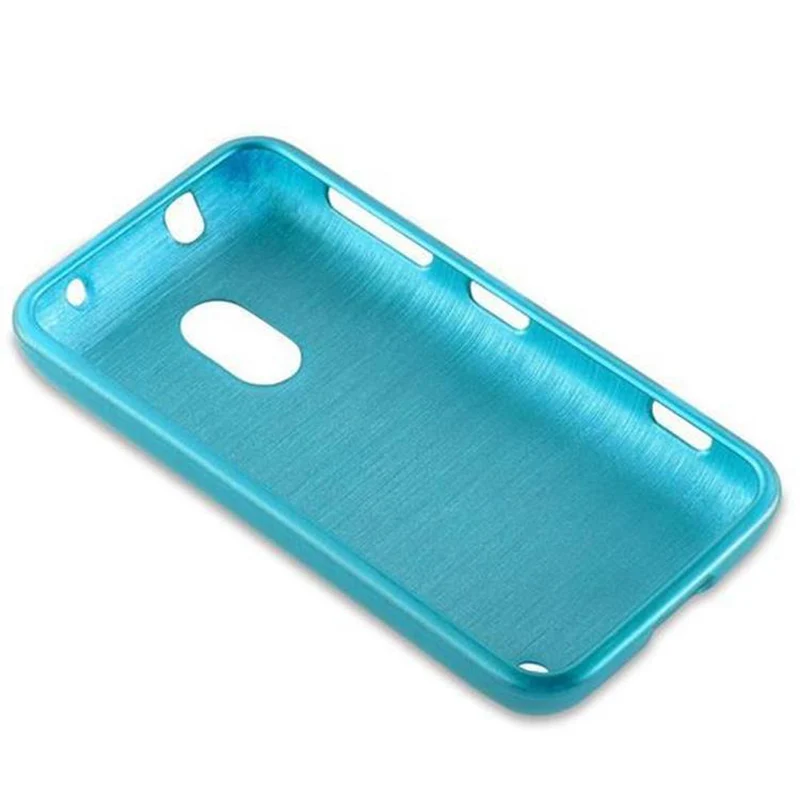 Cadorabo Hülle kompatibel mit Nokia Lumia 620 Schutzhülle aus flexiblem TPU Silikon im Brushed Design