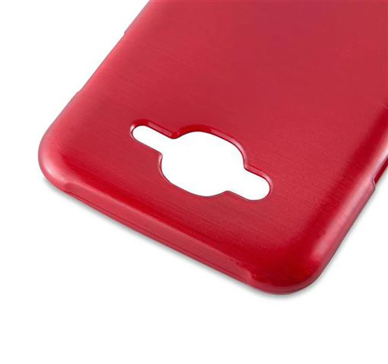 Cadorabo Hülle kompatibel mit Samsung Galaxy J7 2015 Schutzhülle aus flexiblem TPU Silikon im Brushed Design
