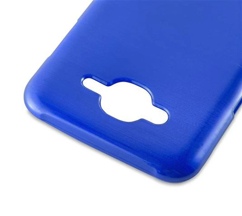 Cadorabo Hülle kompatibel mit Samsung Galaxy J7 2015 Schutzhülle aus flexiblem TPU Silikon im Brushed Design