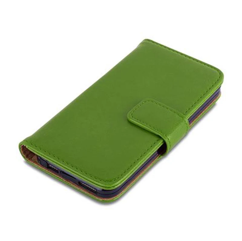 Cadorabo Hülle kompatibel mit Apple iPhone 5 / 5S / SE 2016 Schutzhülle mit Magnetverschluss, Standfunktion und Kartenfach