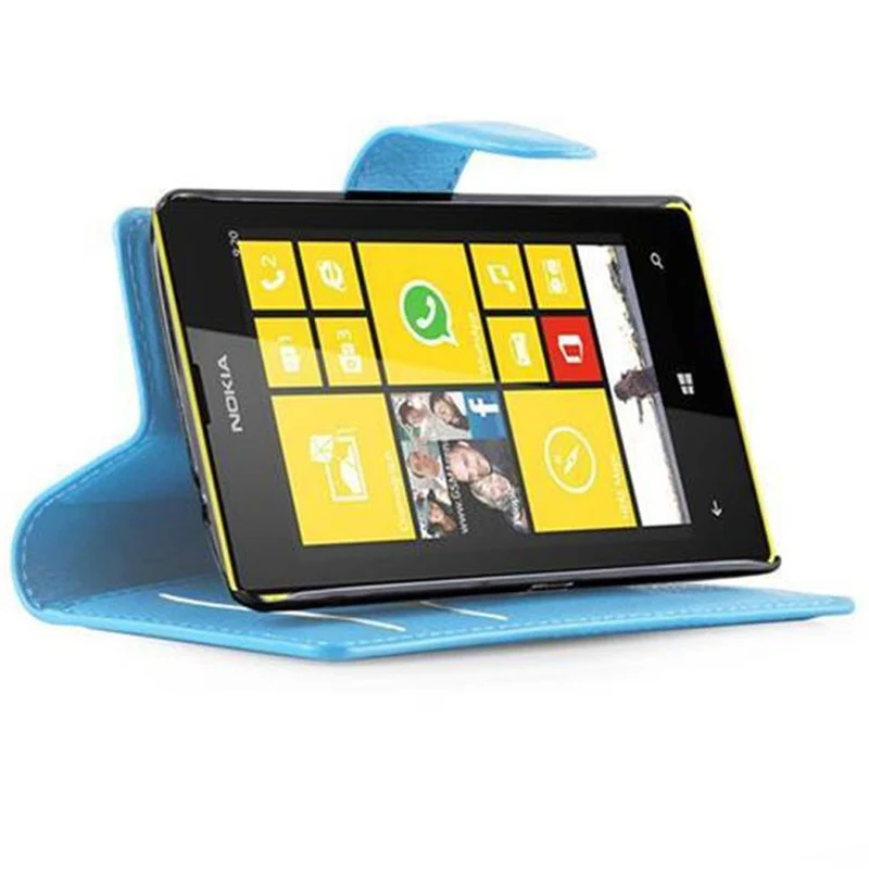 Cadorabo Hülle kompatibel mit Nokia Lumia 520 / 521 Schutzhülle mit Magnetverschluss, Standfunktion und Kartenfach