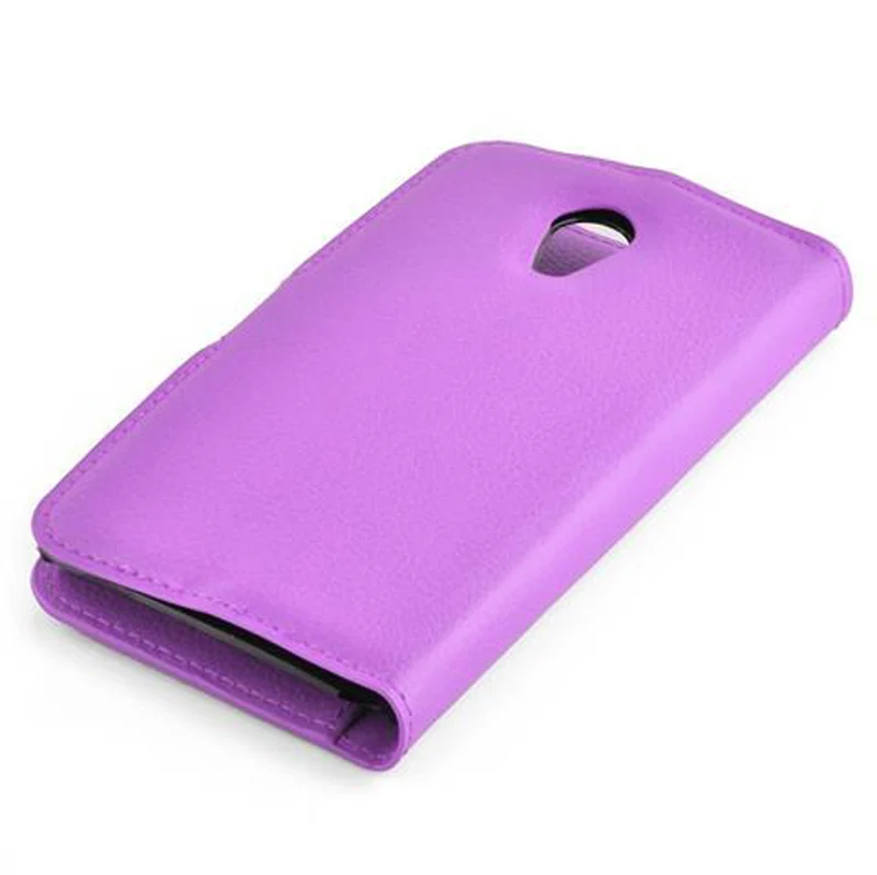 Cadorabo Hülle kompatibel mit Motorola MOTO G2 Schutzhülle mit Magnetverschluss, Standfunktion und Kartenfach