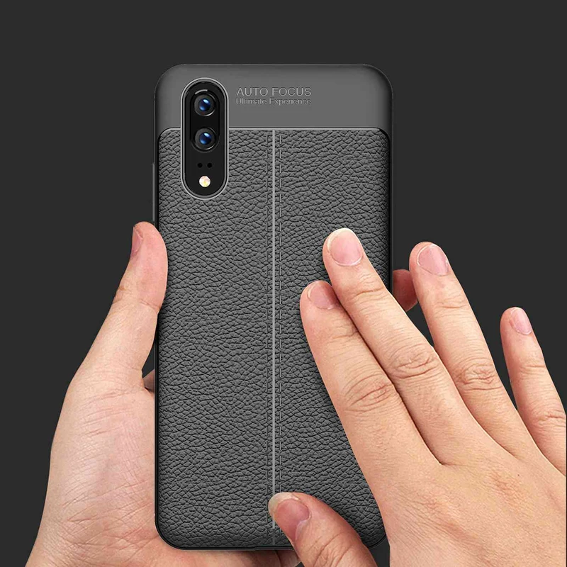 Cadorabo Hülle kompatibel mit Huawei P20 Schutzhülle aus TPU Silikon mit edler Kunstleder-Applikation