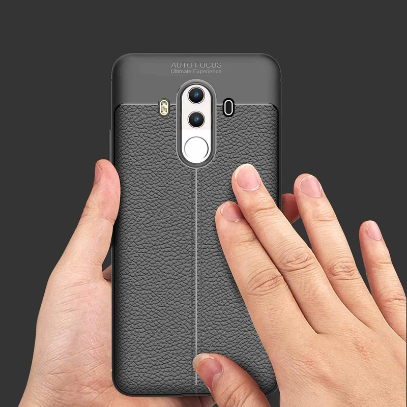 Cadorabo Hülle kompatibel mit Huawei MATE 10 PRO Schutzhülle aus TPU Silikon mit edler Kunstleder-Applikation