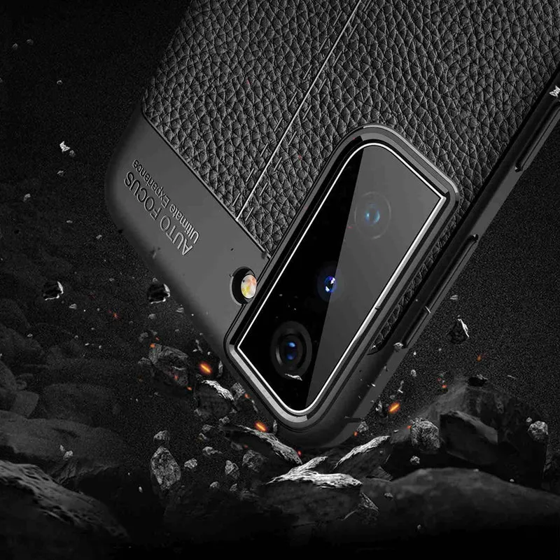 Cadorabo Hülle kompatibel mit Samsung Galaxy S21 5G Schutzhülle aus TPU Silikon mit edler Kunstleder-Applikation