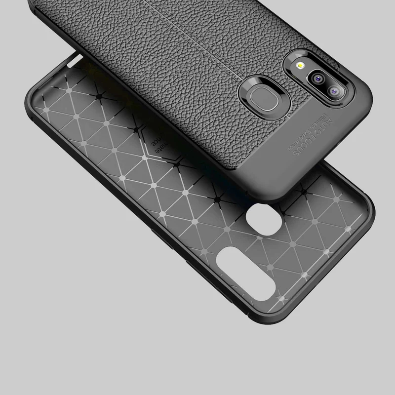 Cadorabo Hülle kompatibel mit Samsung Galaxy A10e / A20e Schutzhülle aus TPU Silikon mit edler Kunstleder-Applikation