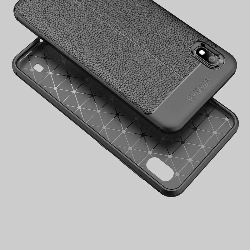 Cadorabo Hülle kompatibel mit Samsung Galaxy A10 / M10 Schutzhülle aus TPU Silikon mit edler Kunstleder-Applikation