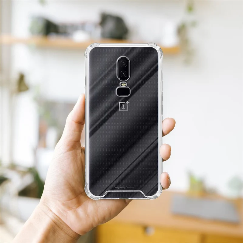 Cadorabo Hülle und 2x Tempered Schutzglas kompatibel mit OnePlus 6 Hybrid Schutzhülle mit TPU Silikon-Rand und Acryl-Glas-Rücken