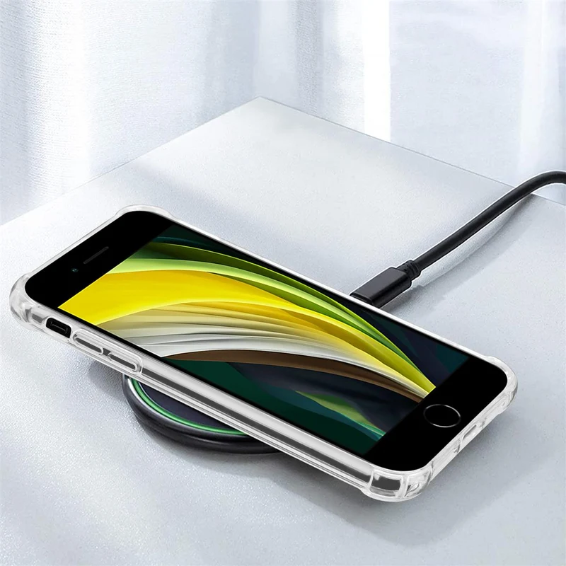 Cadorabo Hülle und 2x Tempered Schutzglas kompatibel mit Apple iPhone 7 / 7S / 8 / SE 2020 Hybrid Schutzhülle mit TPU Silikon-Rand und Acryl-Glas-Rücken