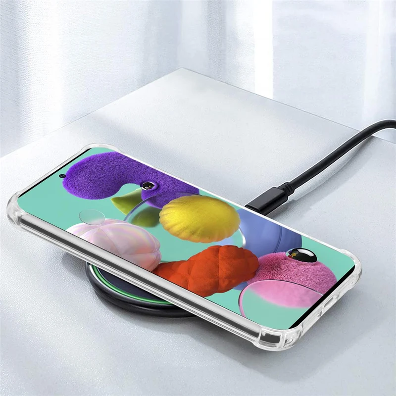Cadorabo Hülle und 2x Tempered Schutzglas kompatibel mit Samsung Galaxy A51 4G / M40s Hybrid Schutzhülle mit TPU Silikon-Rand und Acryl-Glas-Rücken