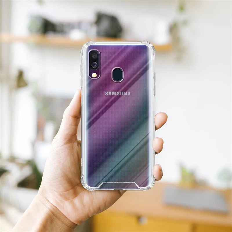 Cadorabo Hülle und 2x Tempered Schutzglas kompatibel mit Samsung Galaxy A40 Hybrid Schutzhülle mit TPU Silikon-Rand und Acryl-Glas-Rücken